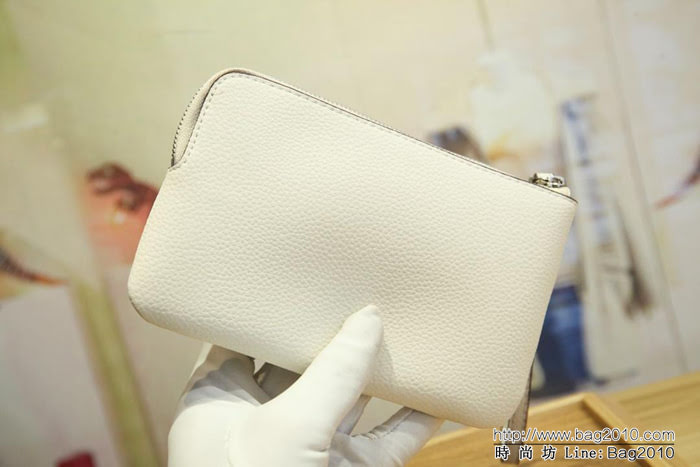 COACH蔻馳 原單 專櫃新款 28384 手挽包 白色櫻桃零錢包  Chz1530